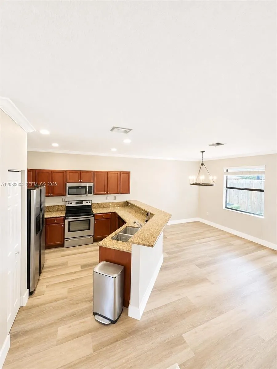 16320 SW 71st Ter #16320 Miami, FL 33193