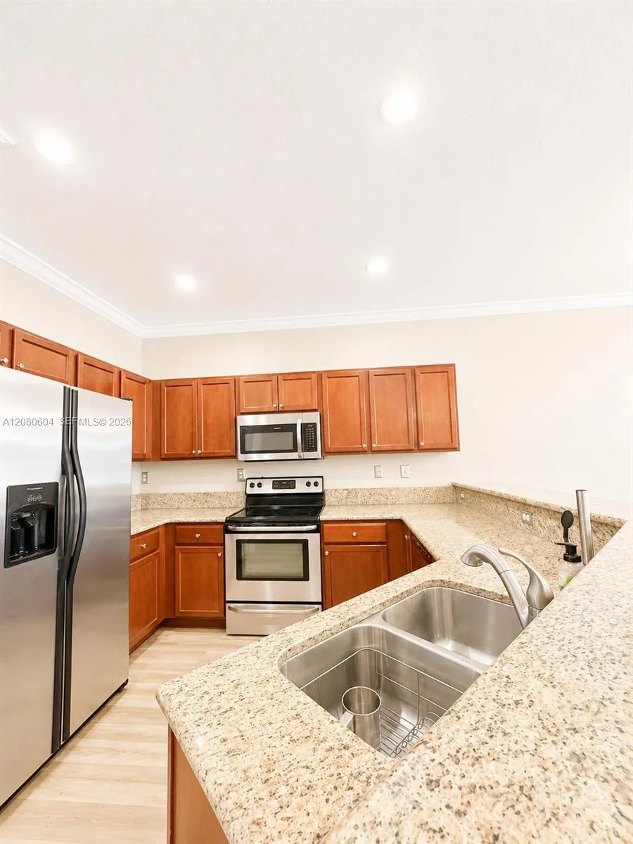 16320 SW 71st Ter #16320 Miami, FL 33193