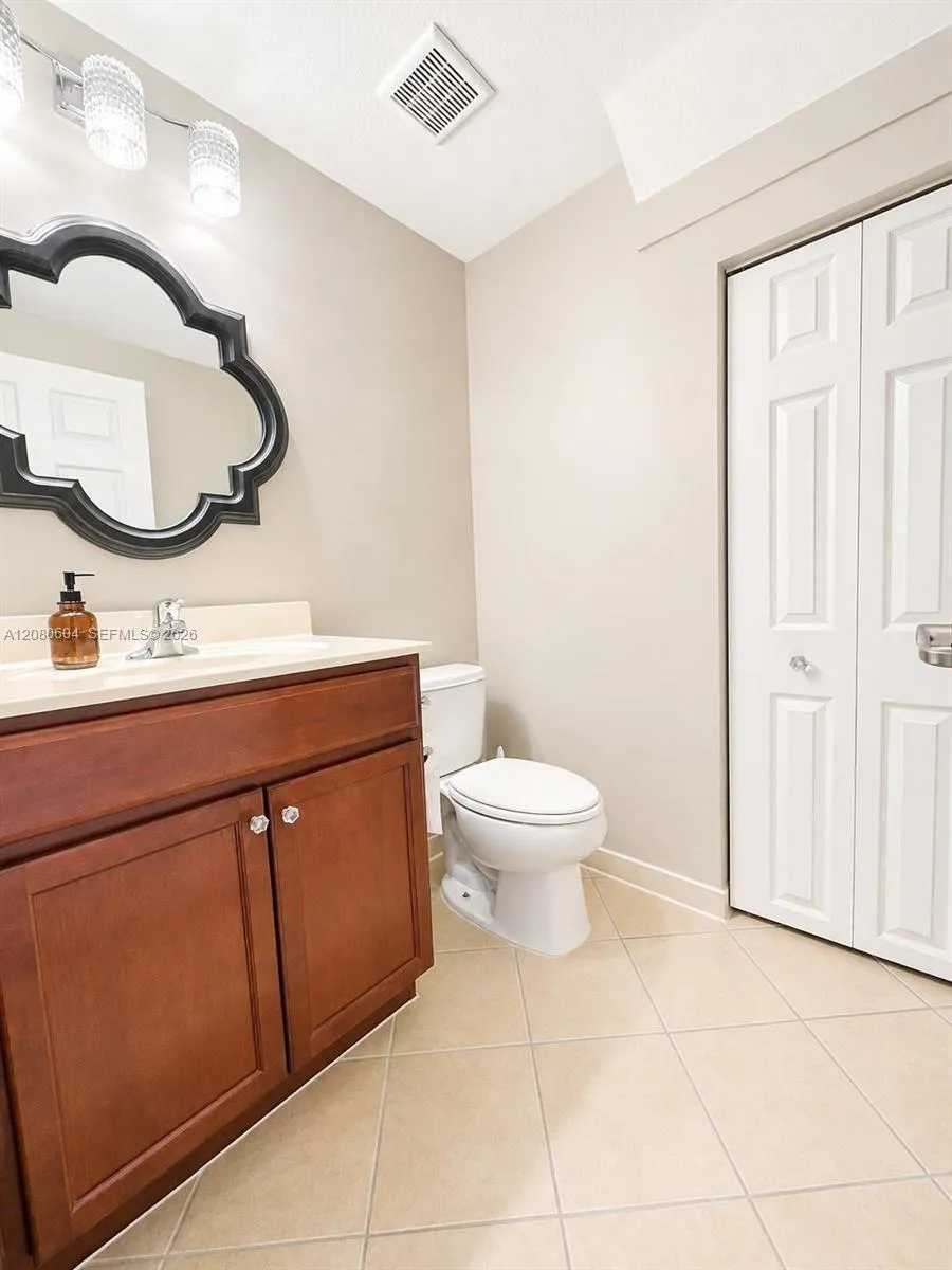 16320 SW 71st Ter #16320 Miami, FL 33193