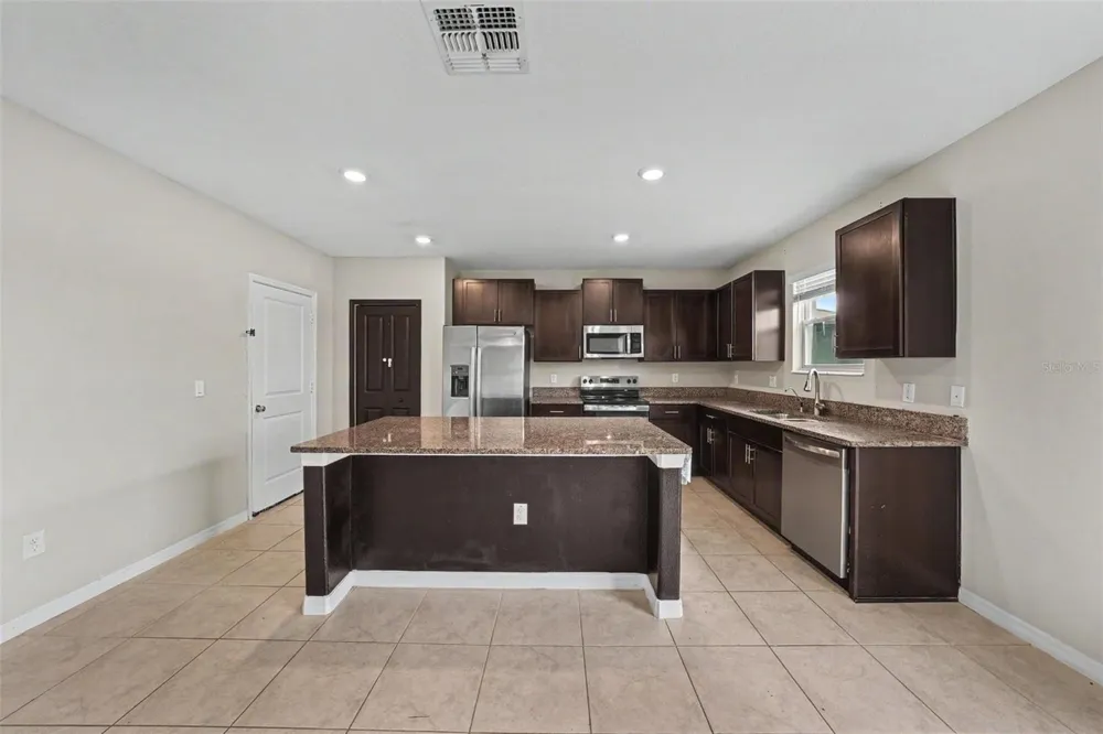 1507 GOLDEN GLOW DR Ruskin, FL 33570