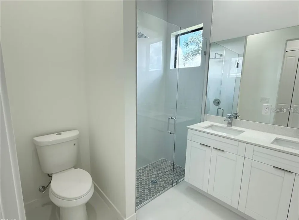 4322 KISMET PARKWAY W Cape Coral, FL 33993