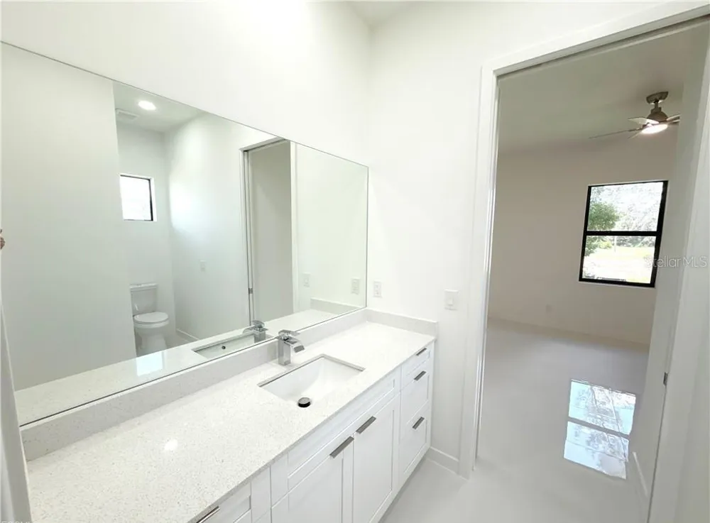 4322 KISMET PARKWAY W Cape Coral, FL 33993