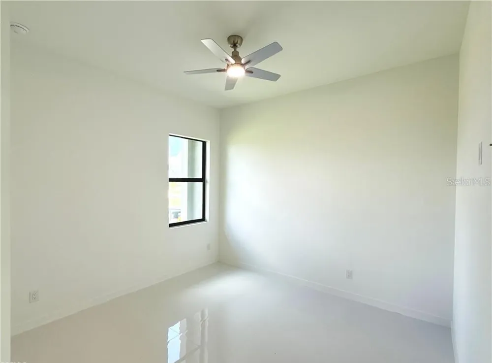 4322 KISMET PARKWAY W Cape Coral, FL 33993