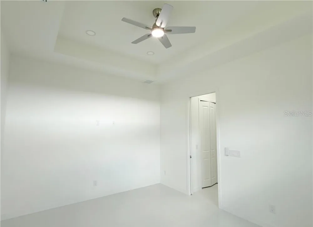4322 KISMET PARKWAY W Cape Coral, FL 33993