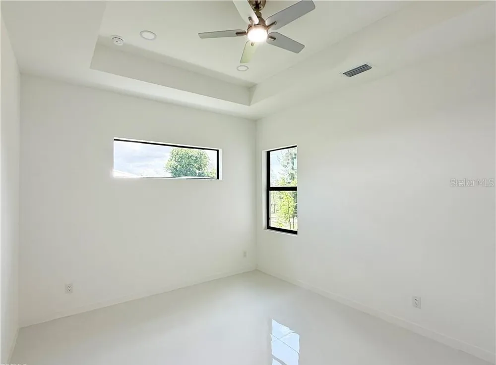 4322 KISMET PARKWAY W Cape Coral, FL 33993