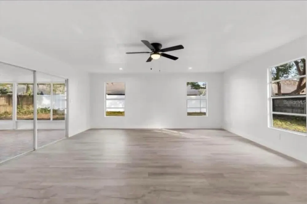 14915 GENTILLY PLACE Tampa, FL 33624