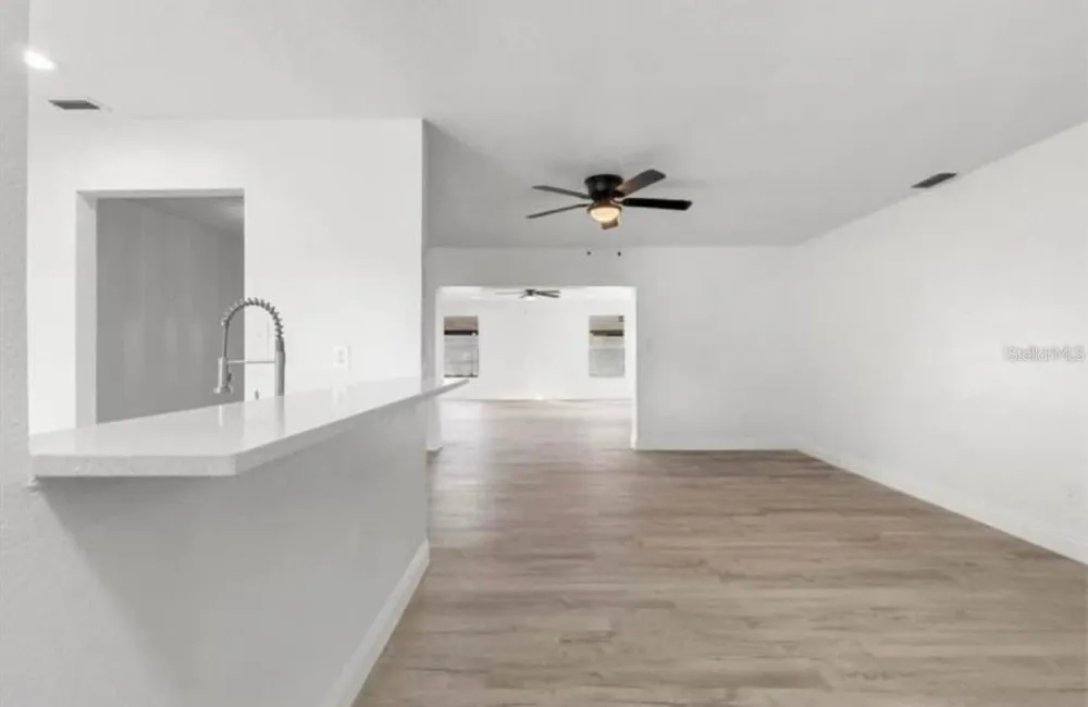 14915 GENTILLY PLACE Tampa, FL 33624