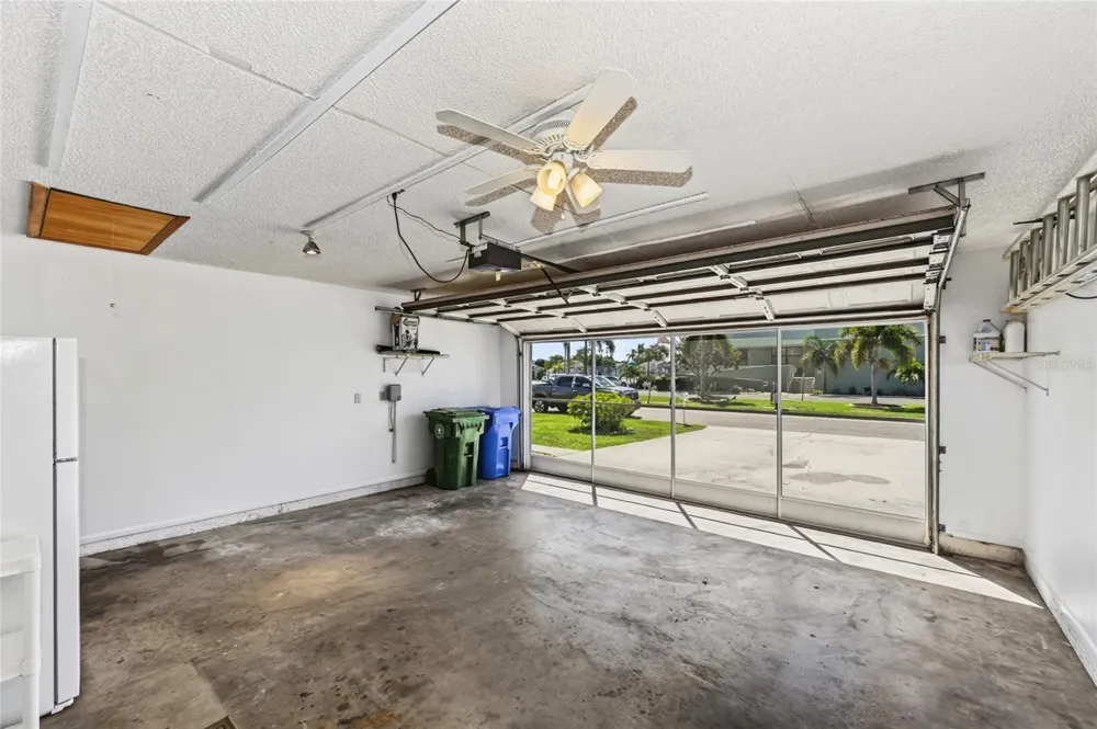 3886 40TH AVENUE W Bradenton, FL 34205