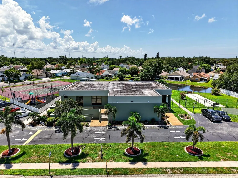 3886 40TH AVENUE W Bradenton, FL 34205