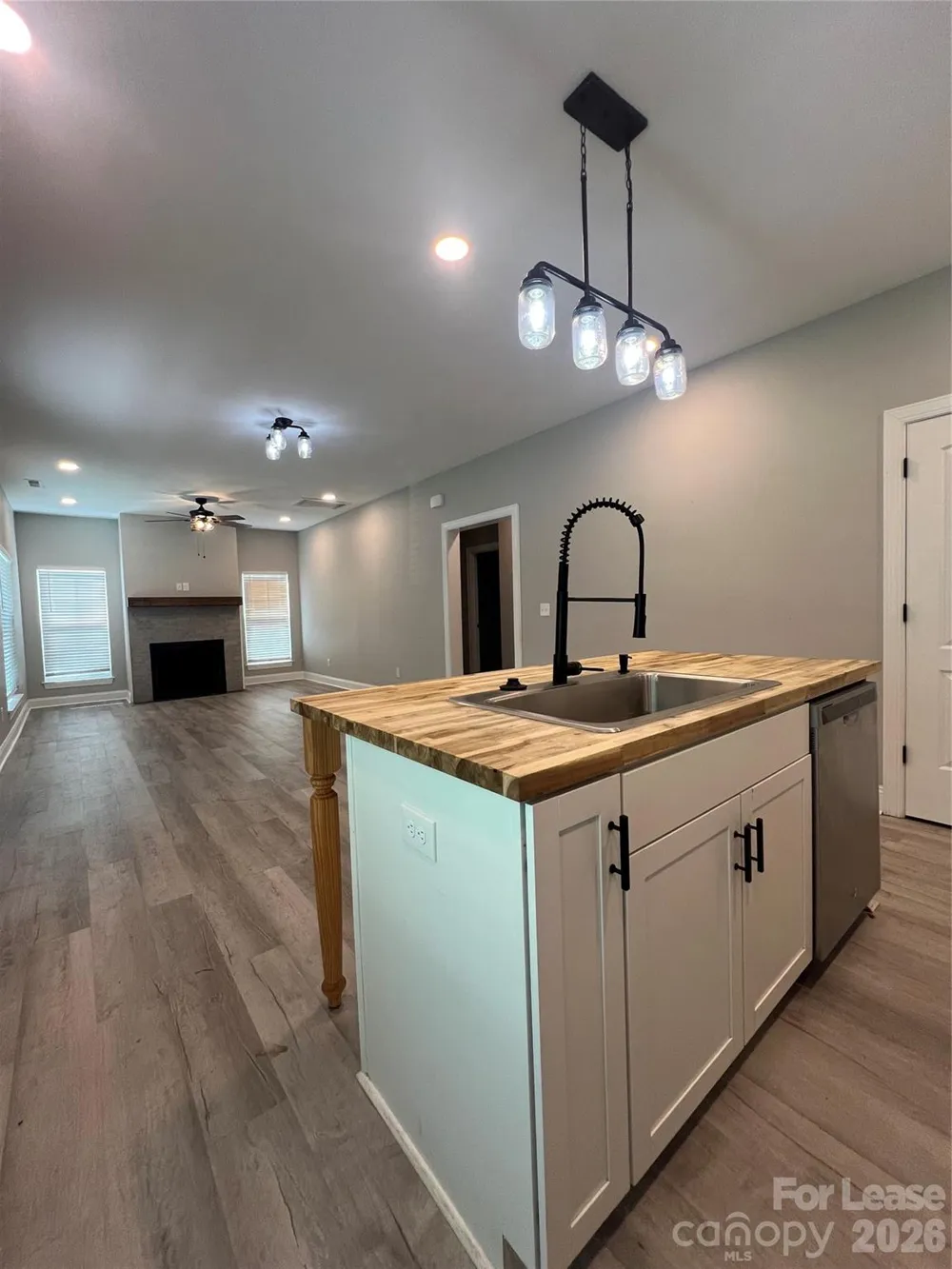 2425 Milton Avenue Gastonia, NC 28052