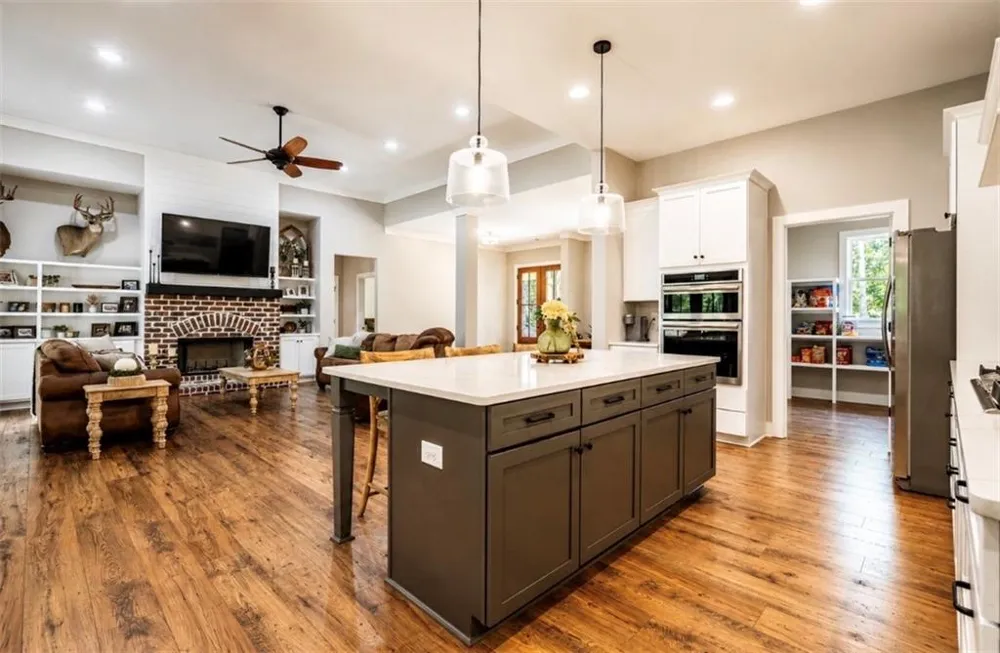 16 Stratford Way Kingston, GA 30145
