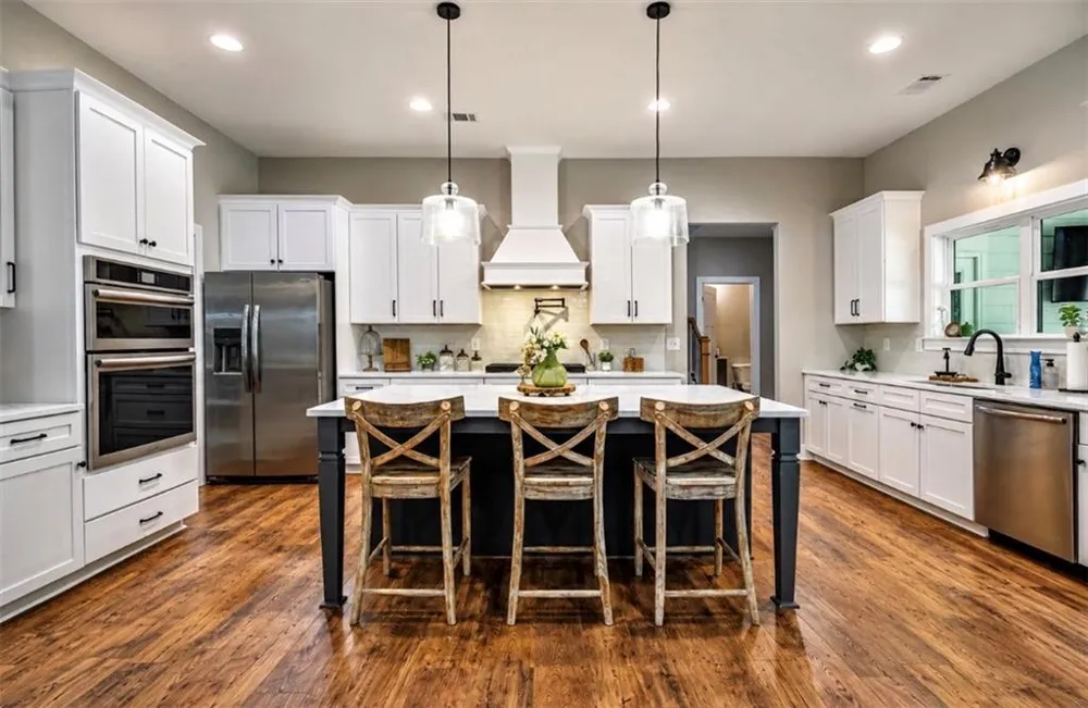 16 Stratford Way Kingston, GA 30145