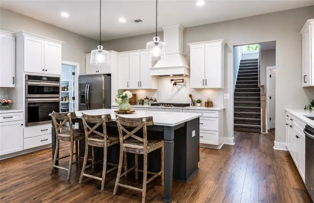 16 Stratford Way Kingston, GA 30145