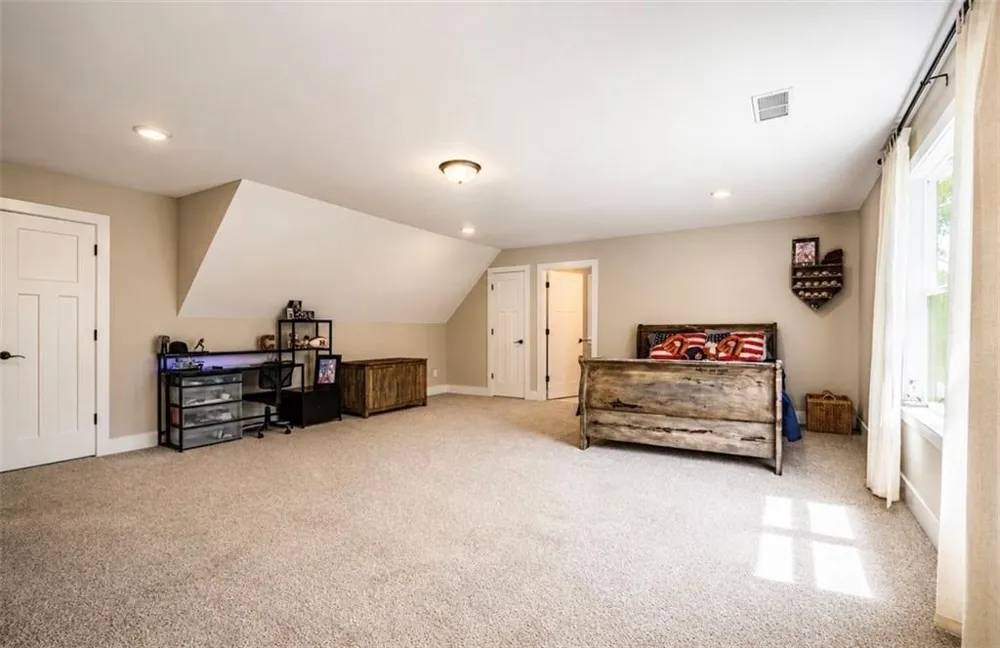 16 Stratford Way Kingston, GA 30145