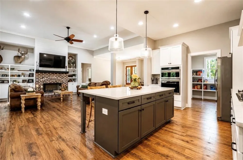 16 Stratford Way Kingston, GA 30145