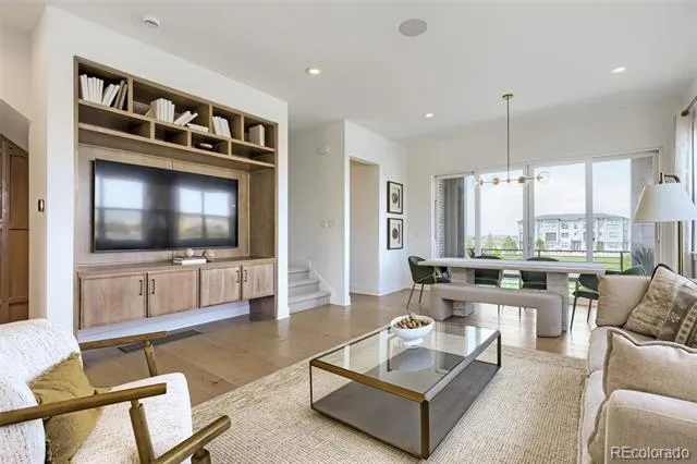 6272 Killarney Street Aurora, CO 80019