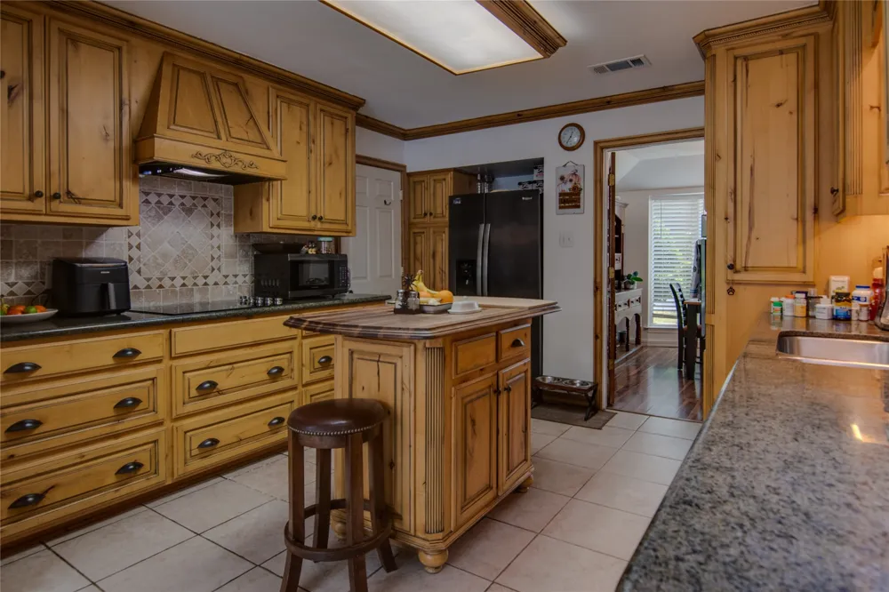 4128 Longleaf Lane Fort Worth, TX 76137