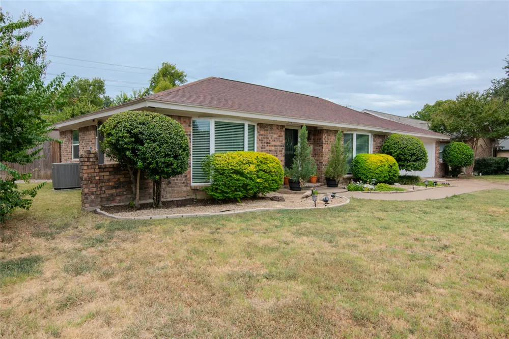 4128 Longleaf Lane Fort Worth, TX 76137