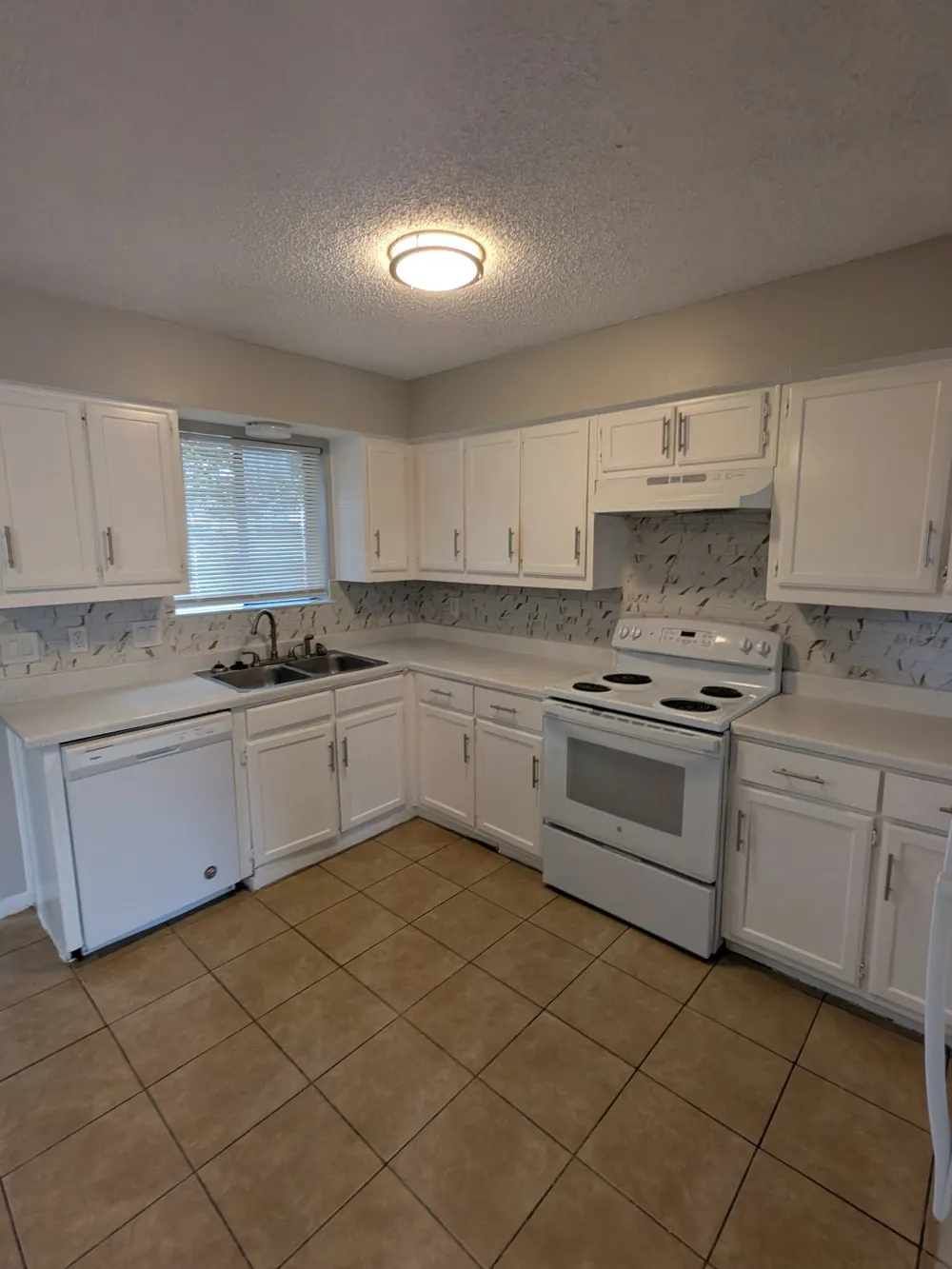 514 E Belt Line Road #A5 DeSoto, TX 75115