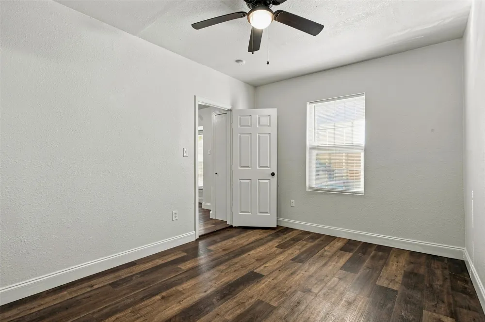 4363 Lisbon Street Fort Worth, TX 76107