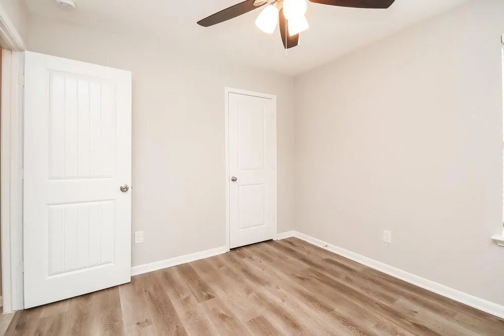 8419 Ideal Drive Rosharon, TX 77583