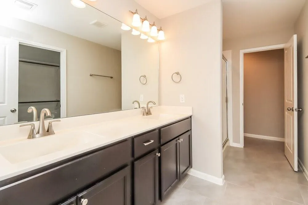 8419 Ideal Drive Rosharon, TX 77583