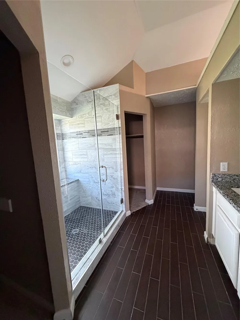 2118 Aberdeen Drive League City, TX 77573