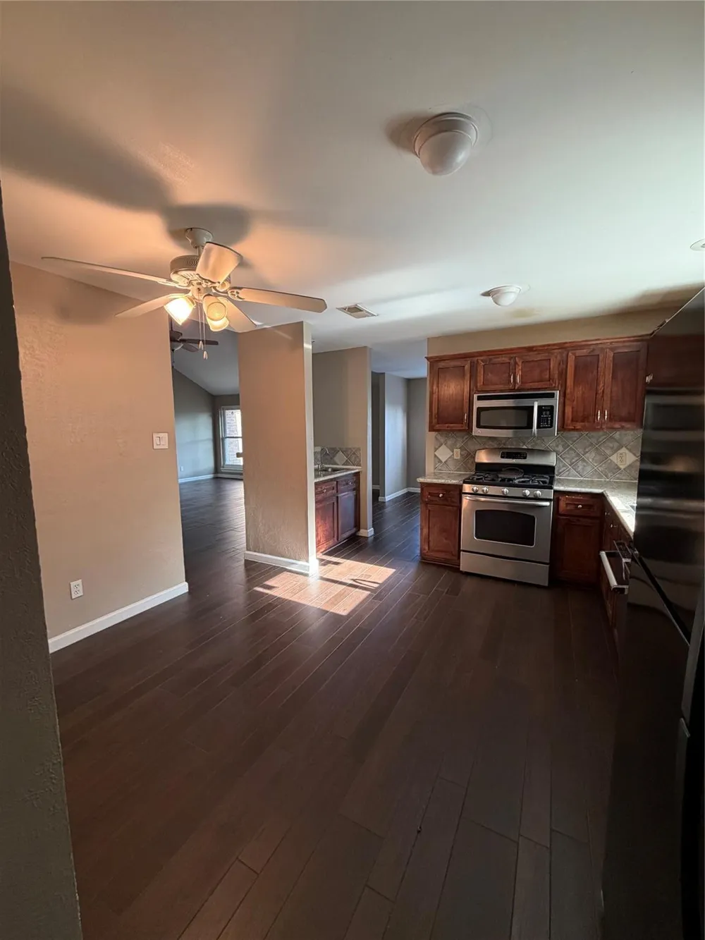 2118 Aberdeen Drive League City, TX 77573