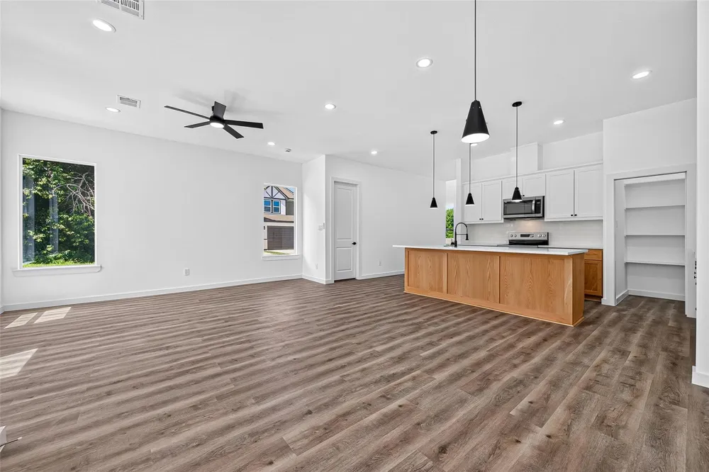 115 Capetown Lane Conroe, TX 77356