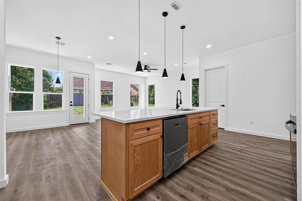 115 Capetown Lane Conroe, TX 77356