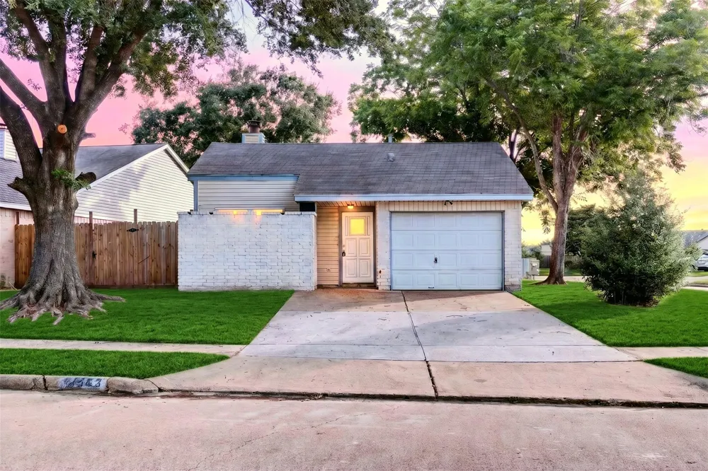 19963 Sutton Falls Drive Cypress, TX 77433