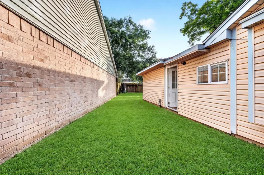 19963 Sutton Falls Drive Cypress, TX 77433