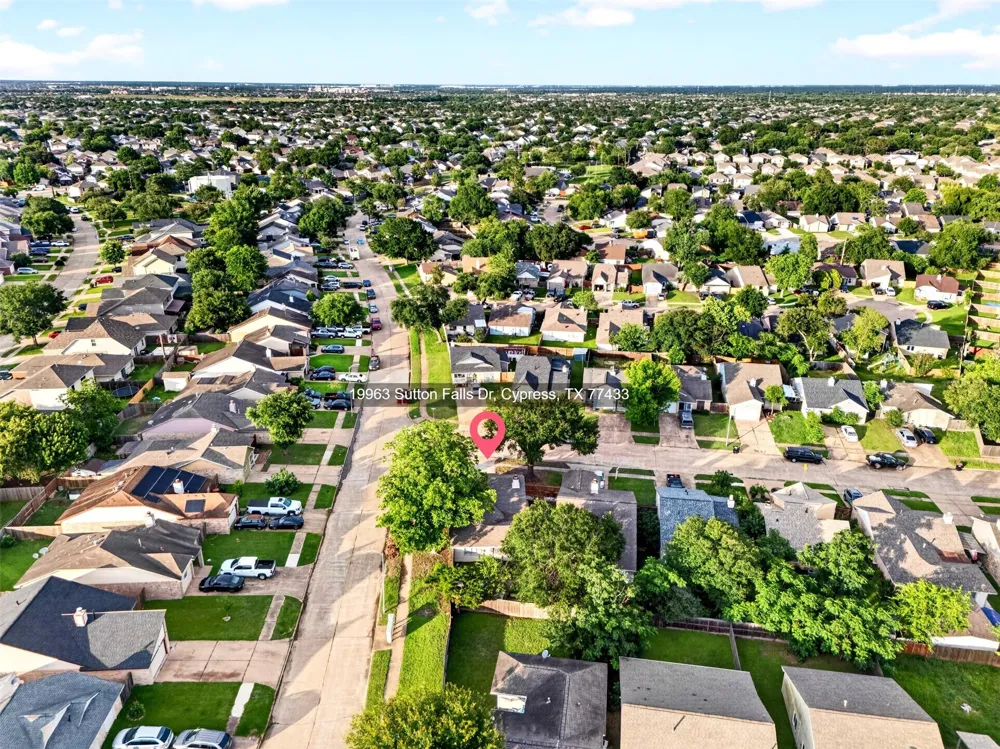 19963 Sutton Falls Drive Cypress, TX 77433