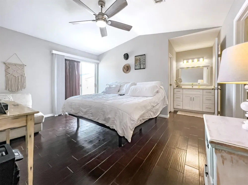 3506 Cove View Boulevard #214 Galveston, TX 77554