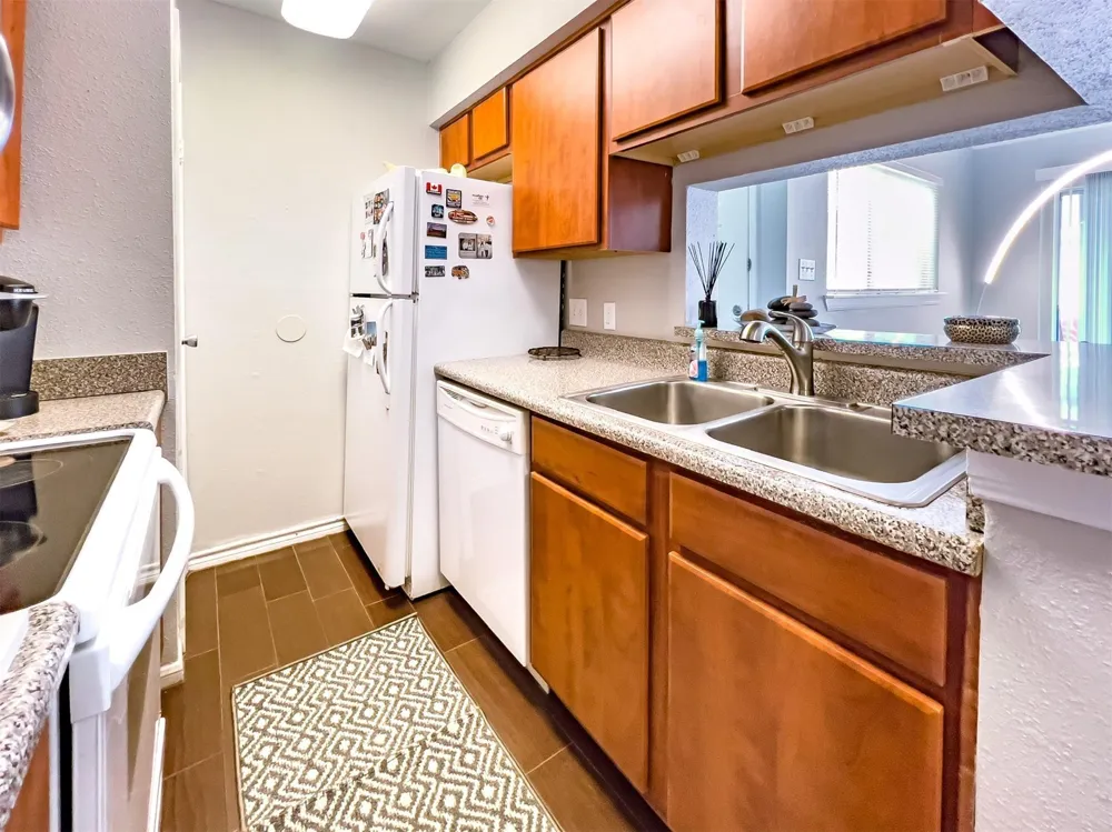 3506 Cove View Boulevard #214 Galveston, TX 77554