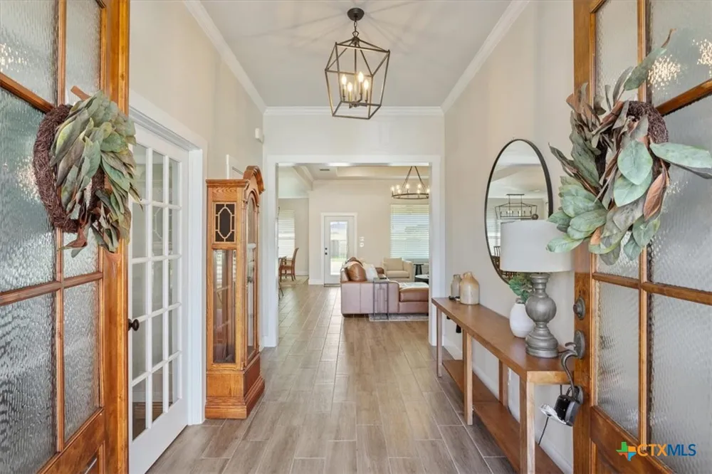 1438 Stone Russell Drive Salado, TX 76571