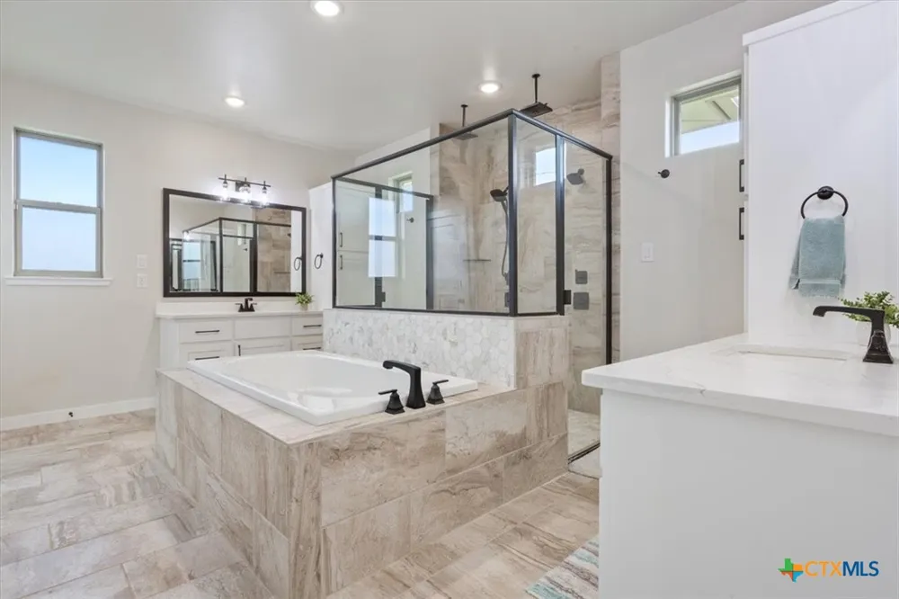 1438 Stone Russell Drive Salado, TX 76571