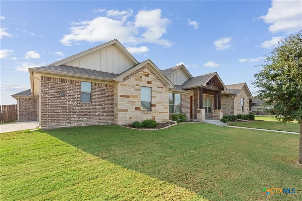 1438 Stone Russell Drive Salado, TX 76571