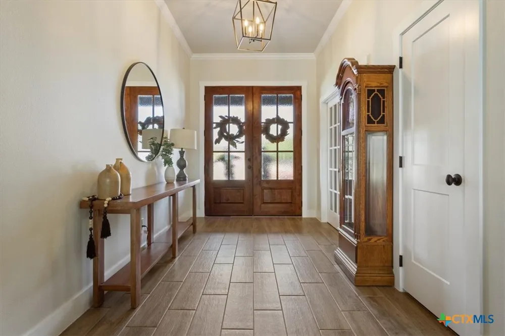 1438 Stone Russell Drive Salado, TX 76571