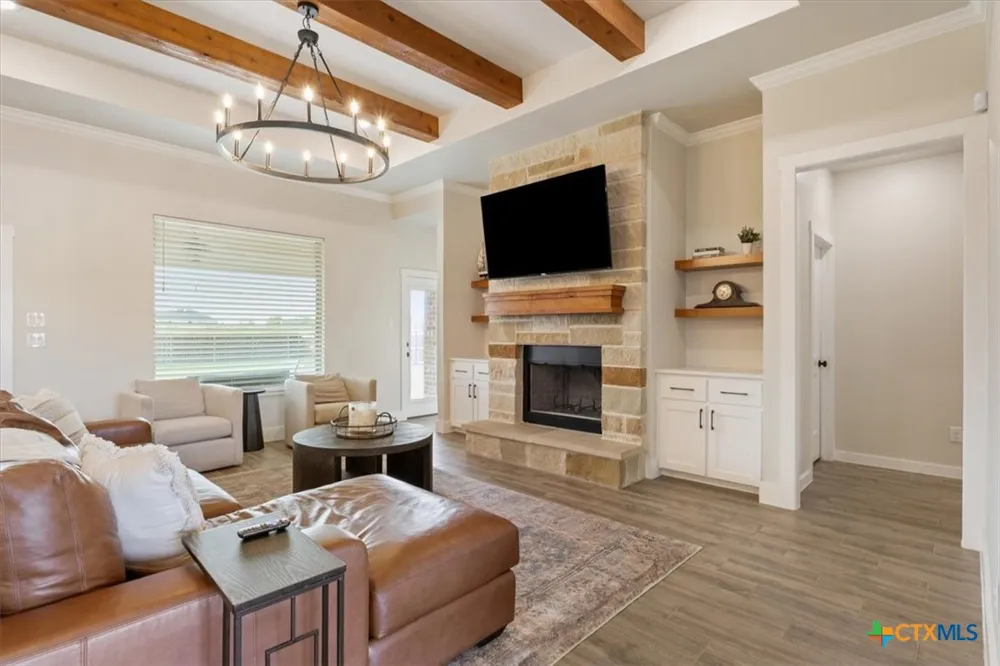 1438 Stone Russell Drive Salado, TX 76571