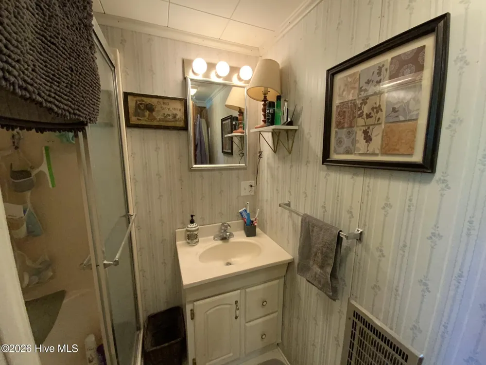 183 Colvard Avenue Andrews, NC 28901