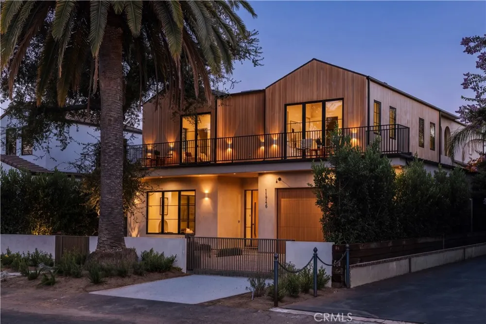 11746 La Maida Street Valley Village, CA 91607