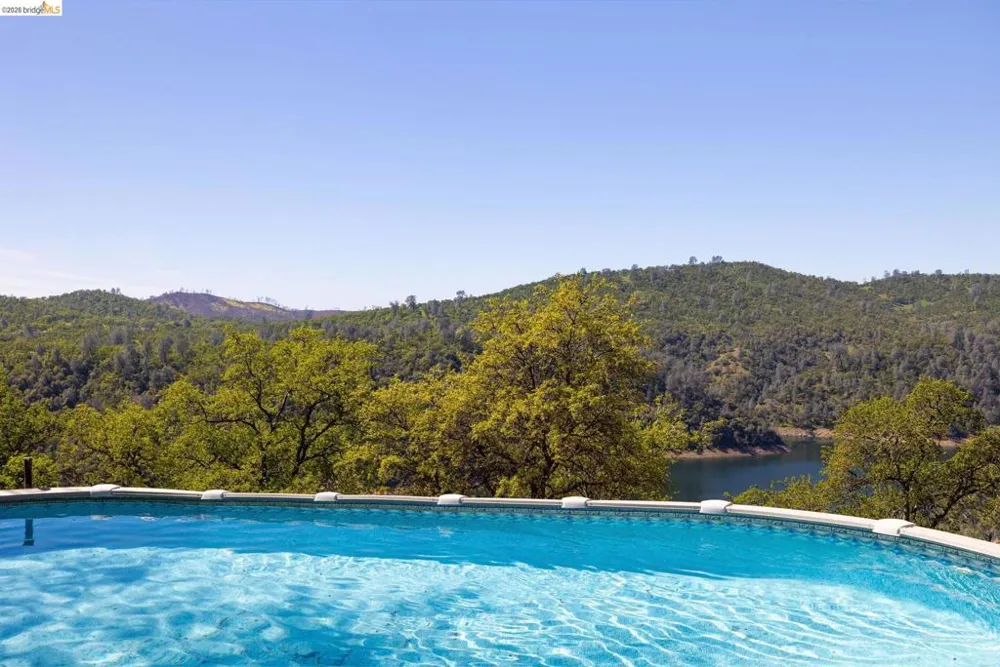 12808 Mammoth Mine Road Jamestown, CA 95327