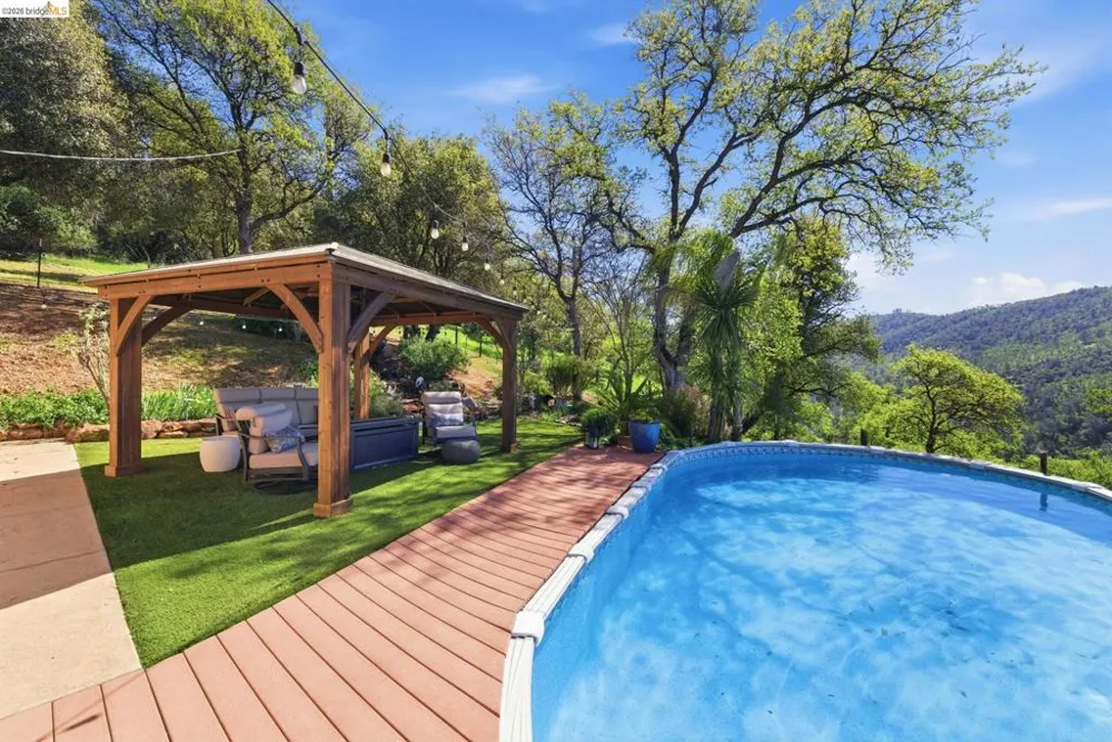 12808 Mammoth Mine Road Jamestown, CA 95327