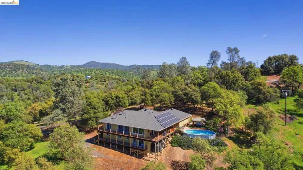 12808 Mammoth Mine Road Jamestown, CA 95327