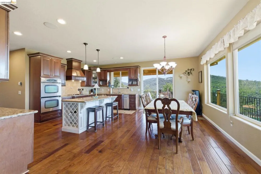 12808 Mammoth Mine Road Jamestown, CA 95327