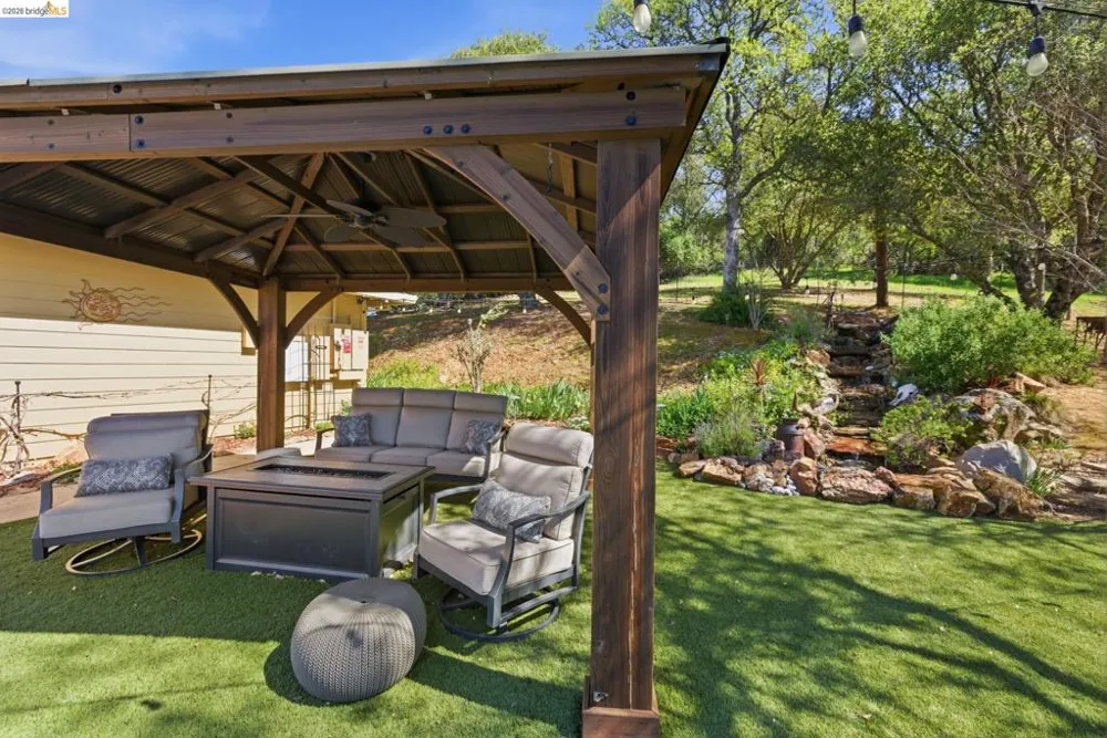 12808 Mammoth Mine Road Jamestown, CA 95327