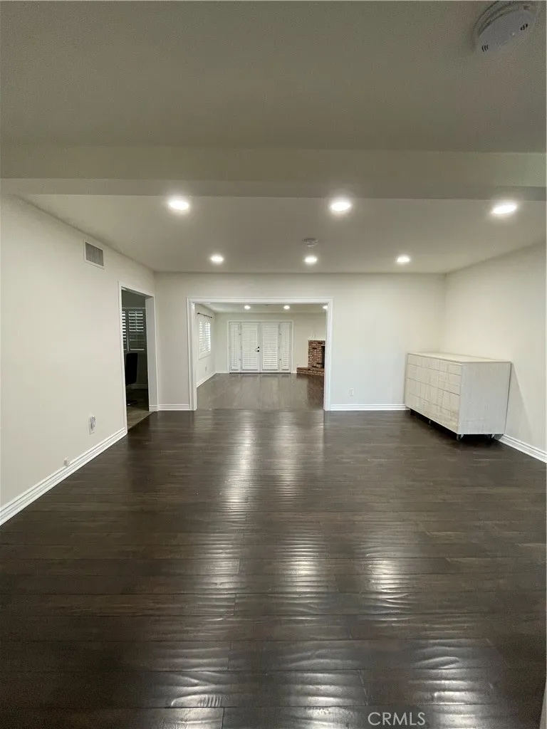 14377 Germain Street San Fernando, CA 91345