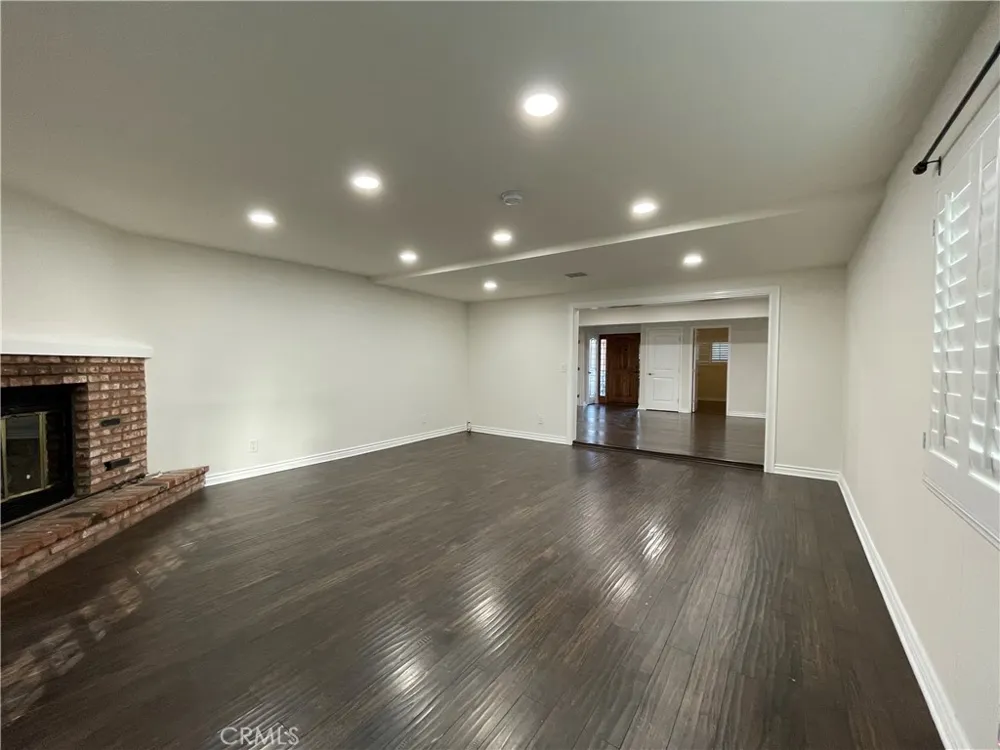14377 Germain Street San Fernando, CA 91345