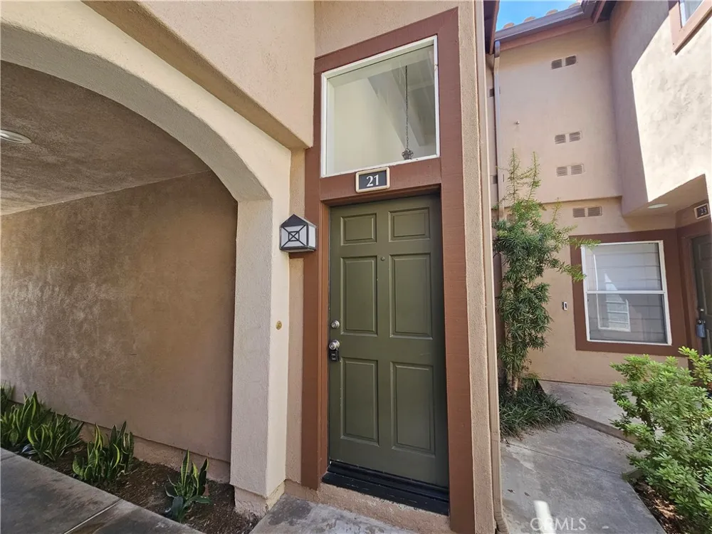 21 Paseo Estrellas Rancho Santa Margarita, CA 92688